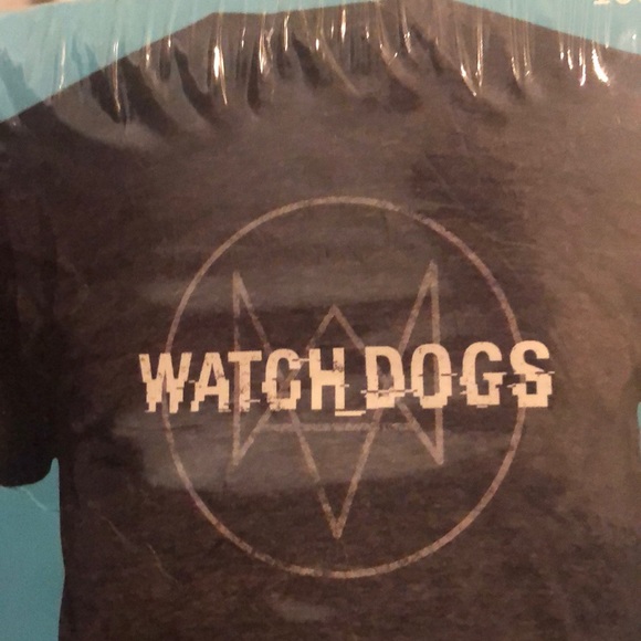 Never worn shirt in package, size men’s small - Picture 8 of 8